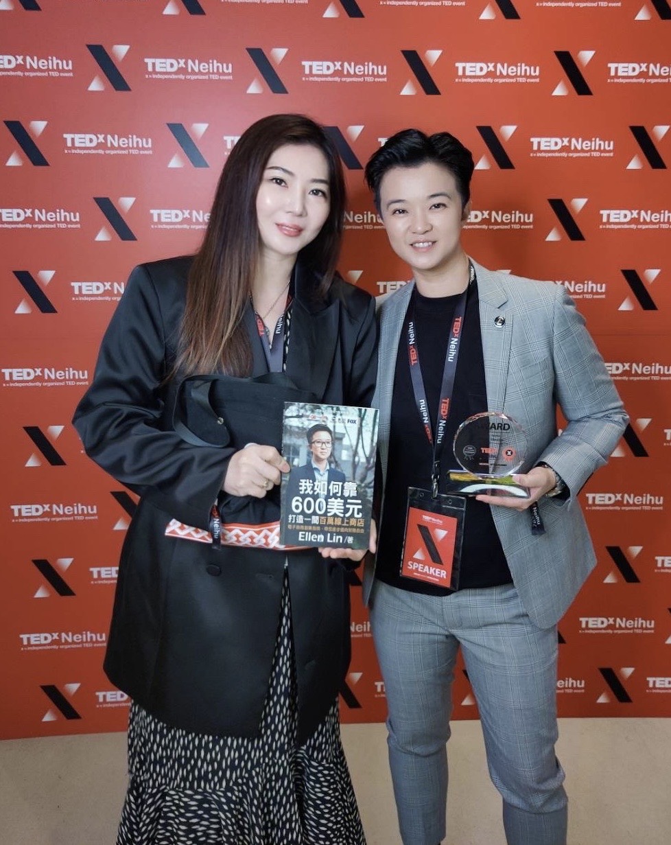 Gina 見證合照 5